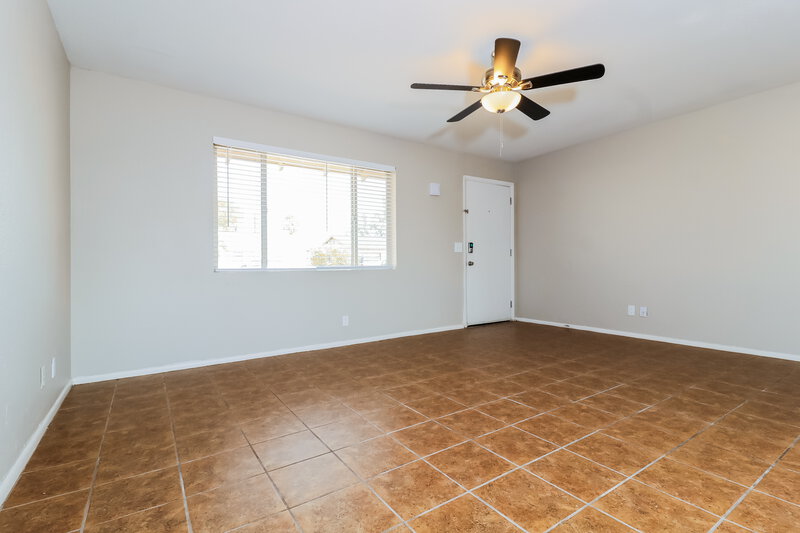 1,970/Mo, 3307 W Corrine Dr Phoenix, AZ 85029 Living Room View