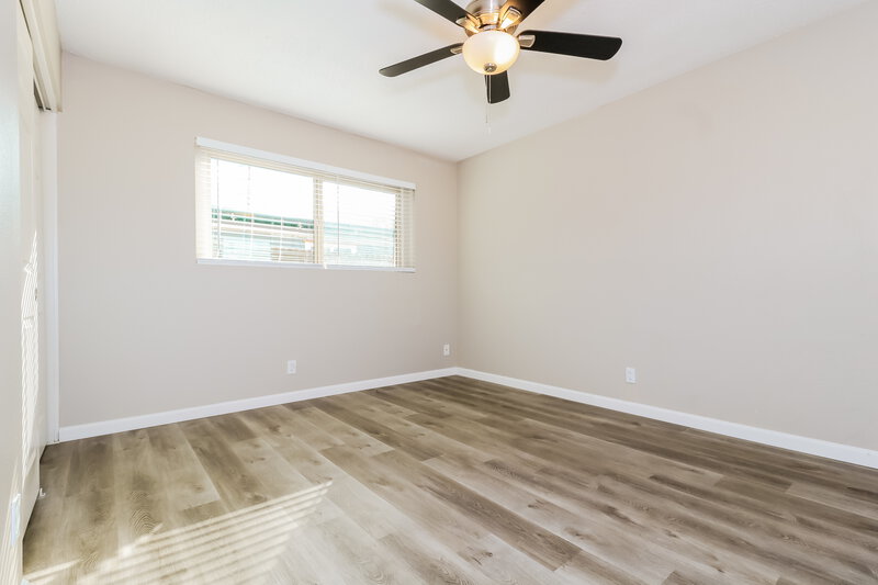 1,970/Mo, 3307 W Corrine Dr Phoenix, AZ 85029 Main Bedroom View