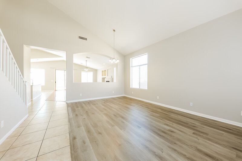 2,415/Mo, 6427 W Silver Sage Ln Phoenix, AZ 85083 Living Room View