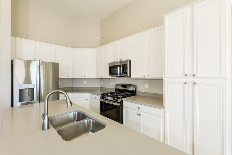 2,415/Mo, 6427 W Silver Sage Ln Phoenix, AZ 85083 Kitchen View