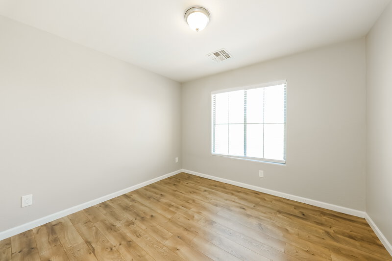 2,415/Mo, 6427 W Silver Sage Ln Phoenix, AZ 85083 Bedroom View 2