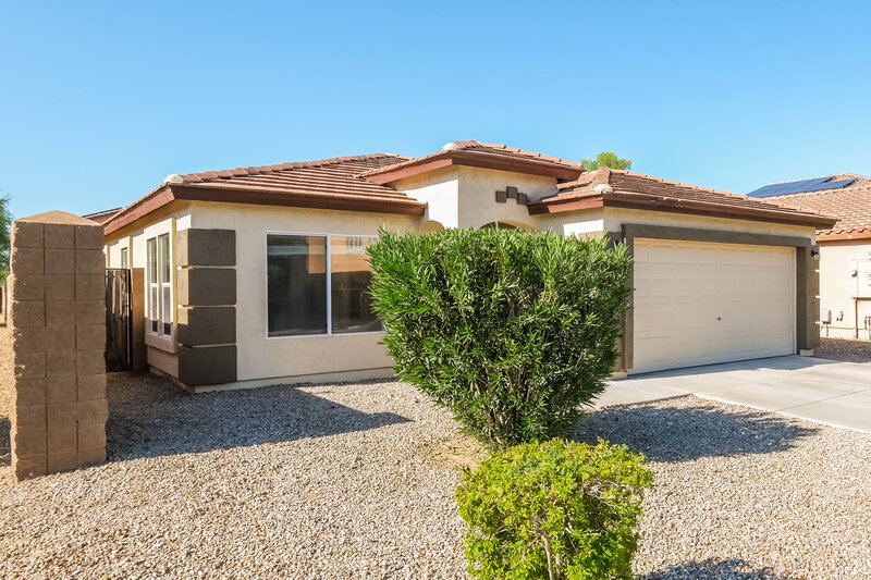1,700/Mo, 25213 W Cranston Ln Buckeye, AZ 85326 Front View
