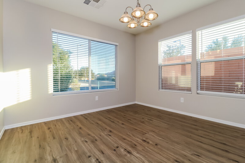 1,960/Mo, 25213 W Cranston Ln Buckeye, AZ 85326 Dining Room View