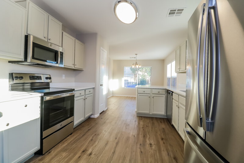 1,960/Mo, 25213 W Cranston Ln Buckeye, AZ 85326 Kitchen View 2