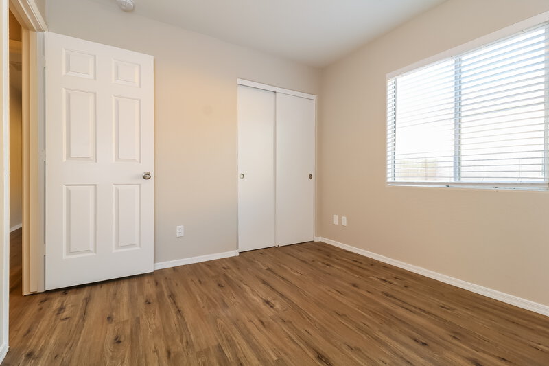 1,960/Mo, 25213 W Cranston Ln Buckeye, AZ 85326 Main Bedroom View