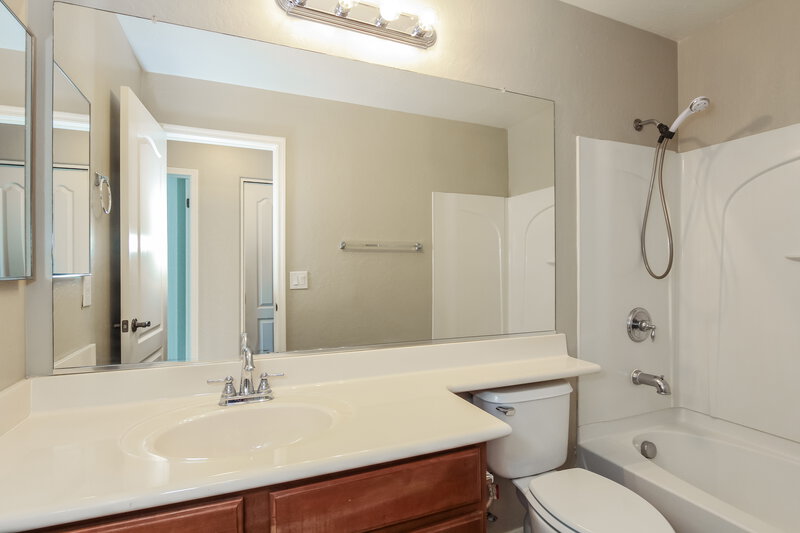 2,970/Mo, 10053 E Isleta Ave Mesa, AZ 85209 Bathroom View