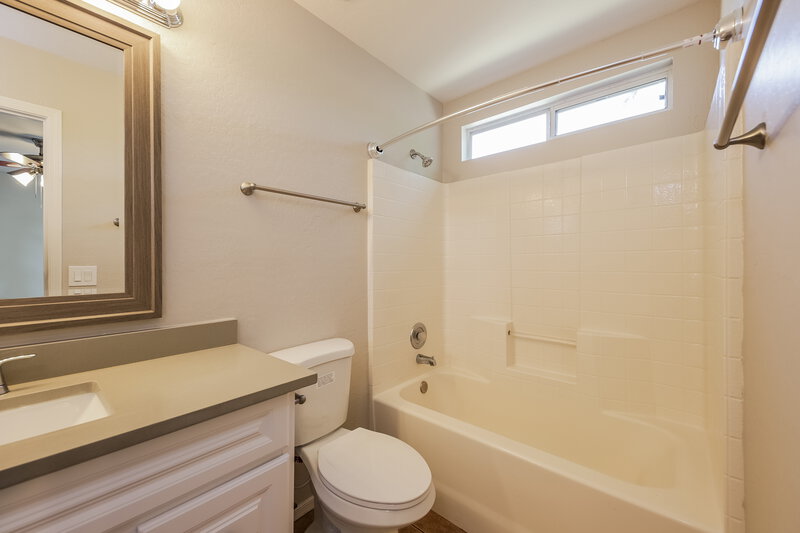 2,075/Mo, 8810 E Decatur Rd Mesa, AZ 85207 Main Bathroom View