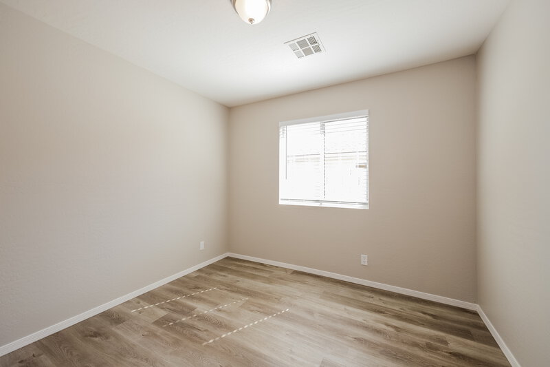 2,075/Mo, 8810 E Decatur Rd Mesa, AZ 85207 Bedroom View 2