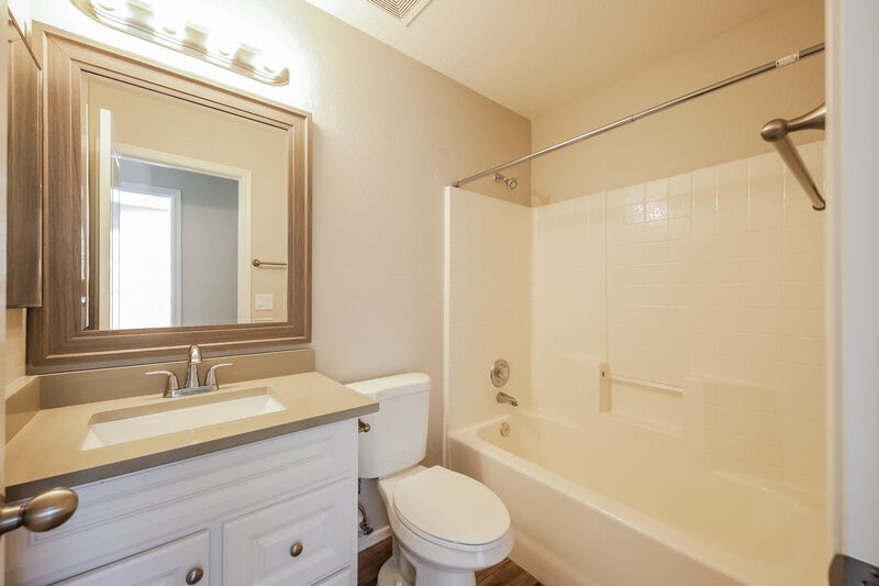 2,075/Mo, 8810 E Decatur Rd Mesa, AZ 85207 Bathroom View