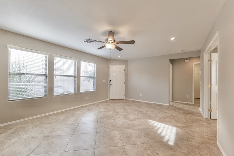1,780/Mo, 40084 W Catherine Dr Maricopa, AZ 85138 Living Room View 2