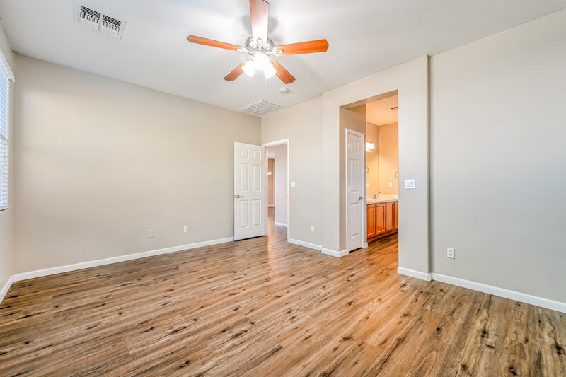 2,575/Mo, 39520 N Hillerman Way Phoenix, AZ 85086 Main Bedroom View