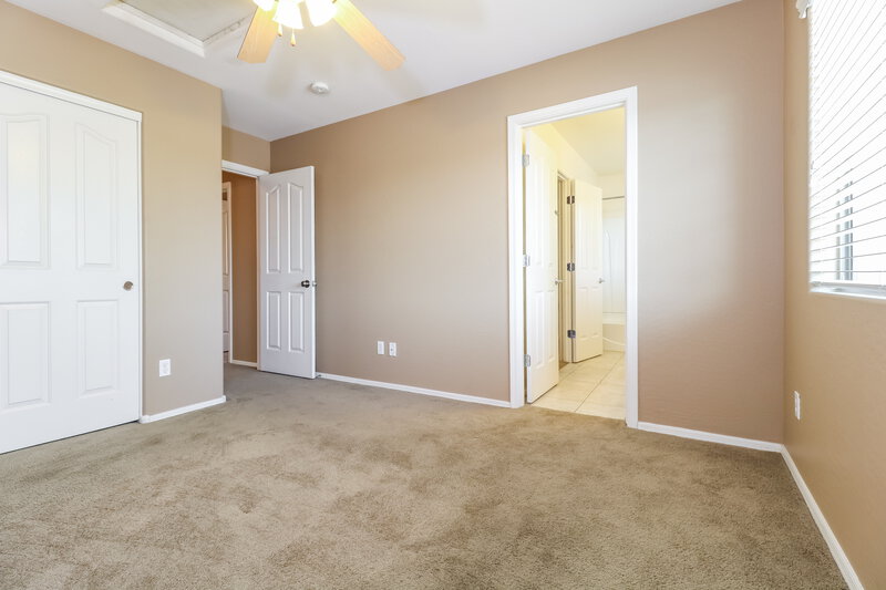 2,615/Mo, 3116 S 82nd Ln Phoenix, AZ 85043 Bedroom View