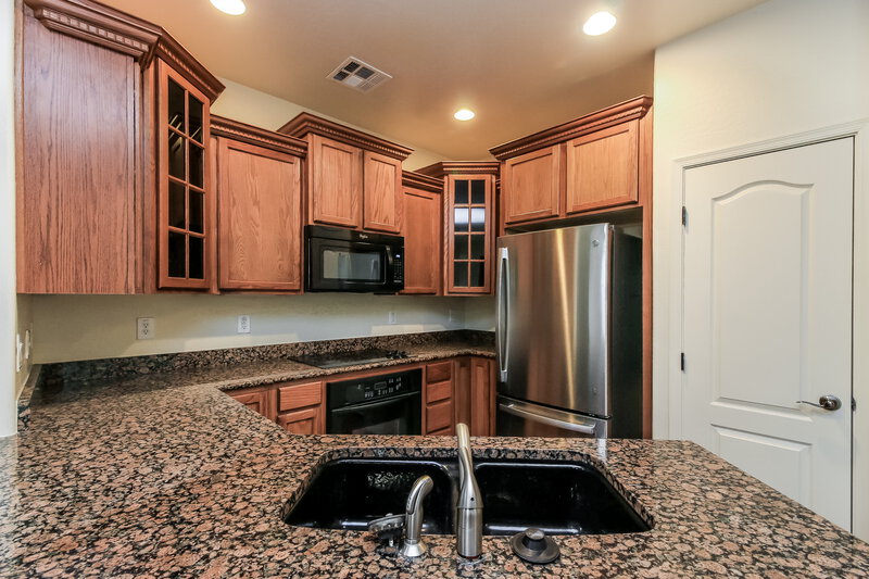 2,130/Mo, 5710 S 21st Pl Phoenix, AZ 85040 Misc View 5