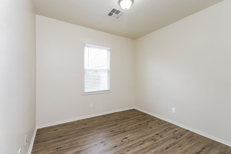 2,130/Mo, 5710 S 21st Pl Phoenix, AZ 85040 Misc View 10