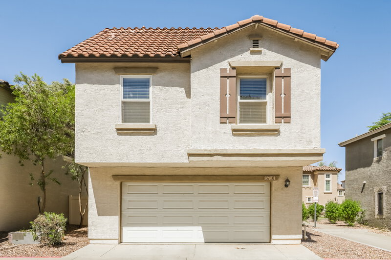 2,190/Mo, 5710 S 21st Pl Phoenix, AZ 85040 Rear View