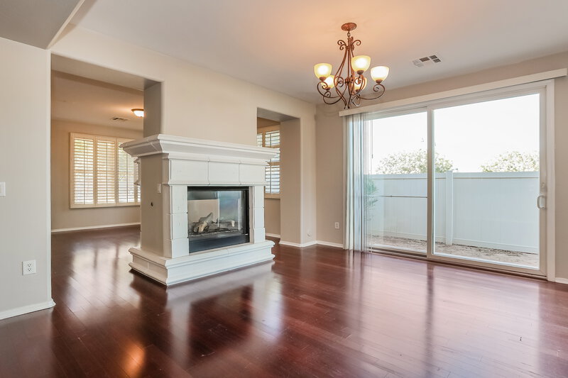 2,190/Mo, 820 S Adam Way Gilbert, AZ 85296 Dining Room View