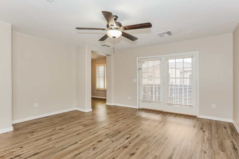 2,190/Mo, 820 S Adam Way Gilbert, AZ 85296 Main Bedroom View 2