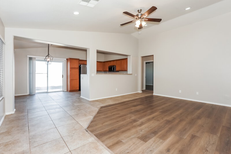 1,595/Mo, 2584 E San Manuel RD San Tan Valley, AZ 85143 Living Room View