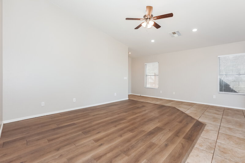 1,595/Mo, 2584 E San Manuel RD San Tan Valley, AZ 85143 Living Room View 3