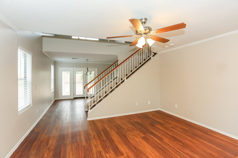 2,210/Mo, 2817 S 63rd Dr Phoenix, AZ 85043 Living Room View
