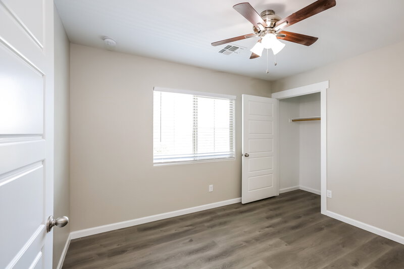 2,585/Mo, 14922 W Valentine St Surprise, AZ 85379 Bedroom View