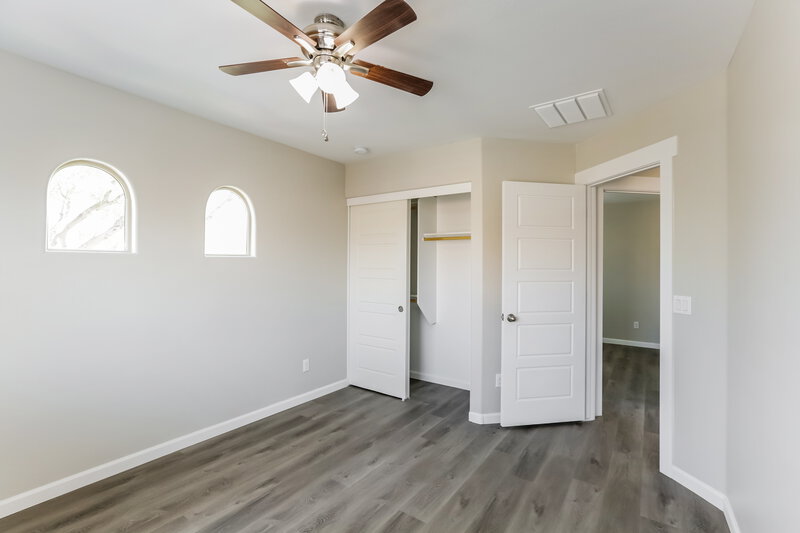 2,585/Mo, 14922 W Valentine St Surprise, AZ 85379 Bedroom View 2