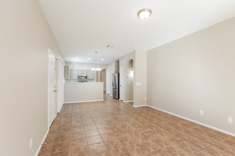 2,345/Mo, 1415 E Gary Way Phoenix, AZ 85042 Living Room View