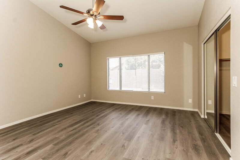 2,825/Mo, 39 N Rock St Gilbert, AZ 85234 Family Room View