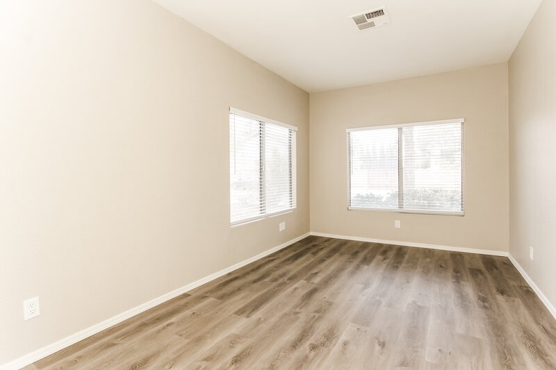 2,825/Mo, 39 N Rock St Gilbert, AZ 85234 Bedroom View 3