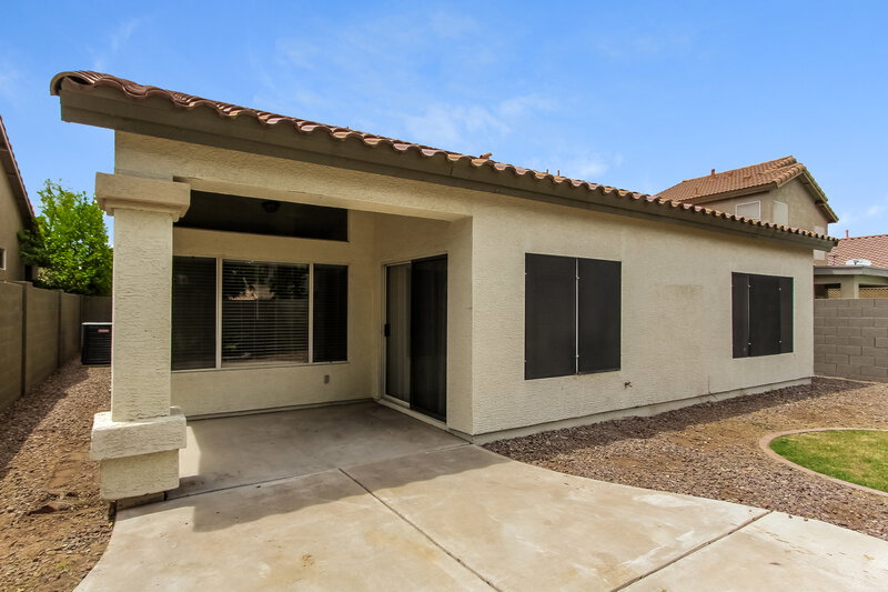 2,825/Mo, 39 N Rock St Gilbert, AZ 85234 Rear View 2