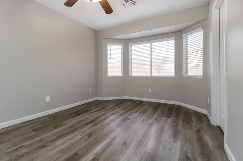 1,955/Mo, 11560 W Purdue Ave Youngtown, AZ 85363 Main Bedroom View