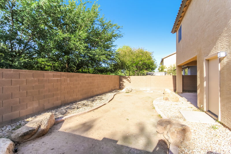 2,180/Mo, 9384 W Payson Rd Tolleson, AZ 85353 Rear View