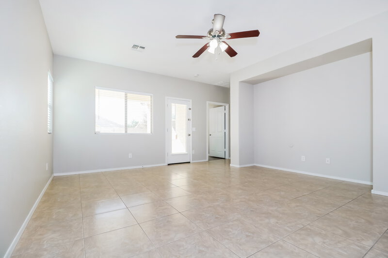1,970/Mo, 17043 W Zuni ST Goodyear, AZ 85338 Living Room View