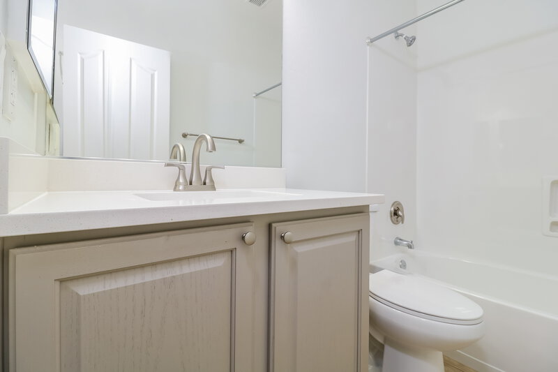 1,970/Mo, 17043 W Zuni ST Goodyear, AZ 85338 Bathroom View