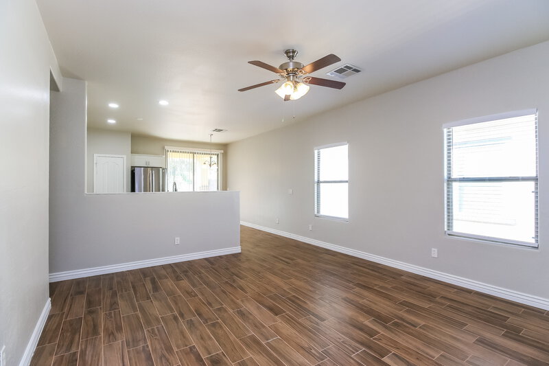 2,380/Mo, 4147 E Cathy Dr Gilbert, AZ 85296 Living Room View 2