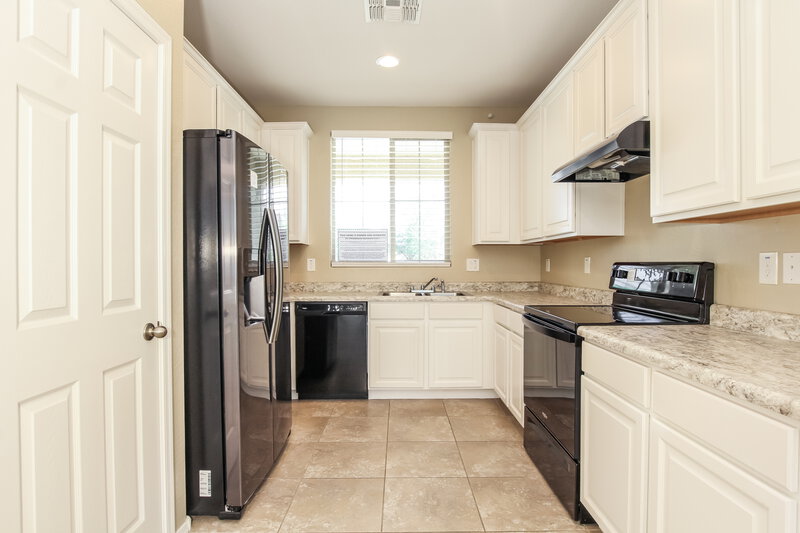 2,115/Mo, 12164 W Superior Ave Tolleson, AZ 85353 Kitchen View