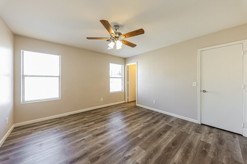 1,675/Mo, 11834 W Corrine Dr El Mirage, AZ 85335 Main Bedroom View