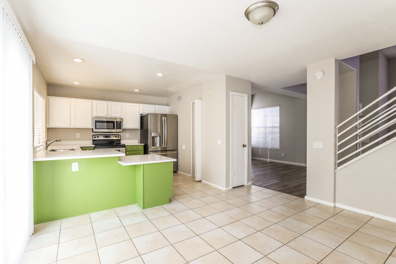 2,115/Mo, 3805 E Ironwood Dr Phoenix, AZ 85044 Dining Room View