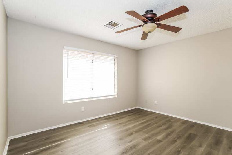 2,115/Mo, 3805 E Ironwood Dr Phoenix, AZ 85044 Main Bedroom View 2