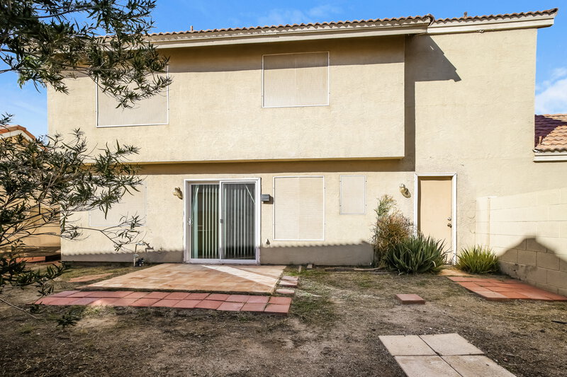 2,115/Mo, 3805 E Ironwood Dr Phoenix, AZ 85044 Rear View