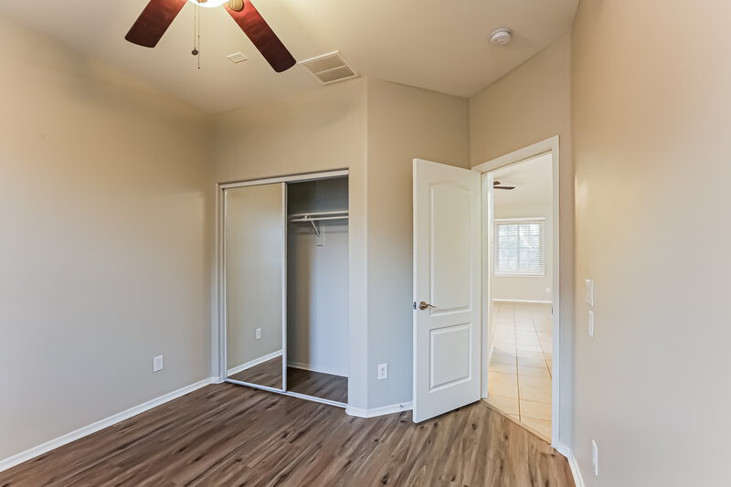 2,025/Mo, 2121 E Huntington Dr Phoenix, AZ 85040 Main Bedroom View 2