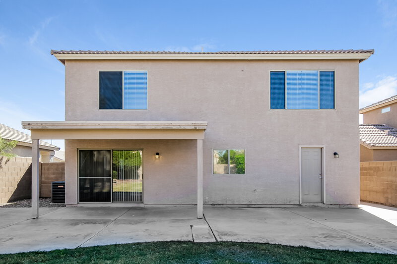 2,560/Mo, 6612 W West Wind Dr Glendale, AZ 85310 Rear View