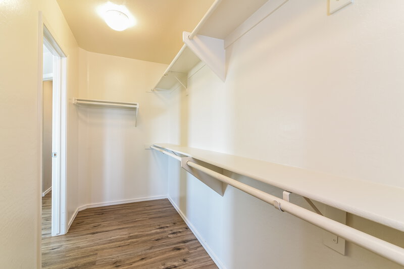 2,625/Mo, 4699 E Olney Ave Gilbert, AZ 85234 Walk In Closet View