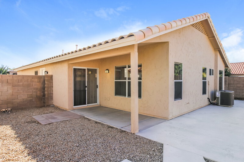 2,025/Mo, 9830 W Runion Dr Peoria, AZ 85382 Rear View 2