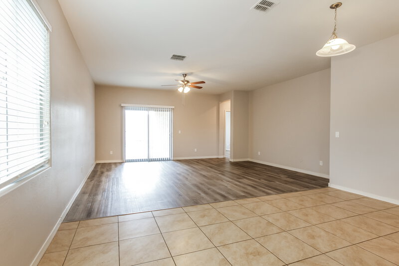 1,825/Mo, 24580 W Sheraton Ln Buckeye, AZ 85326 Dining Room View