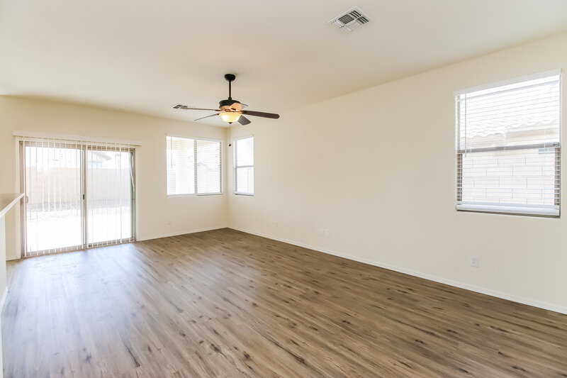 2,365/Mo, 3059 E Merlot St Gilbert, AZ 85298 Living Room View