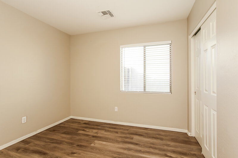 2,090/Mo, 1607 W Nancy Ln Phoenix, AZ 85041 Bedroom View 3
