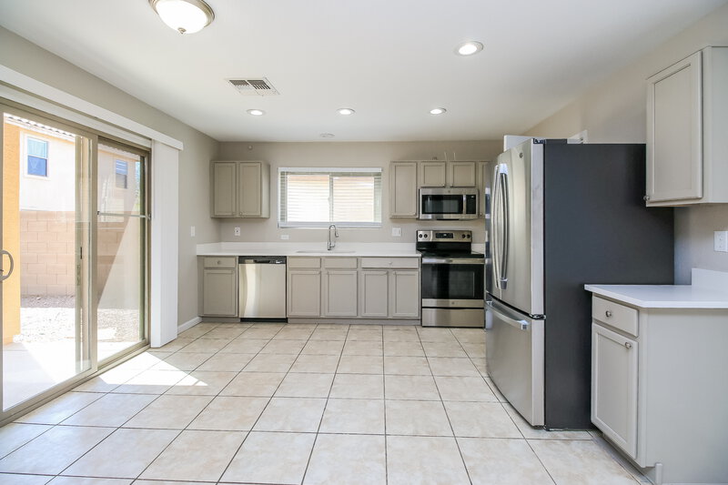 1,840/Mo, 3453 S Chaparral Rd Apache Junction, AZ 85119 Kitchen View 2