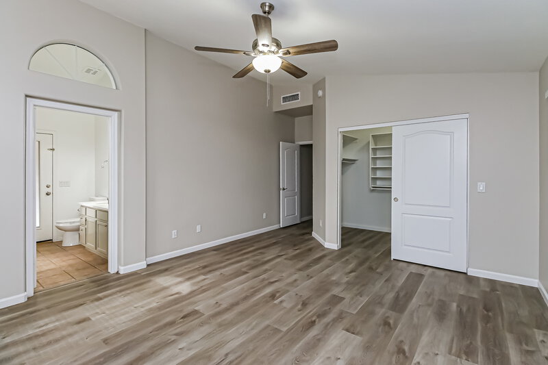 2,495/Mo, 477 E Devon Dr Gilbert, AZ 85296 Main Bedroom View 2