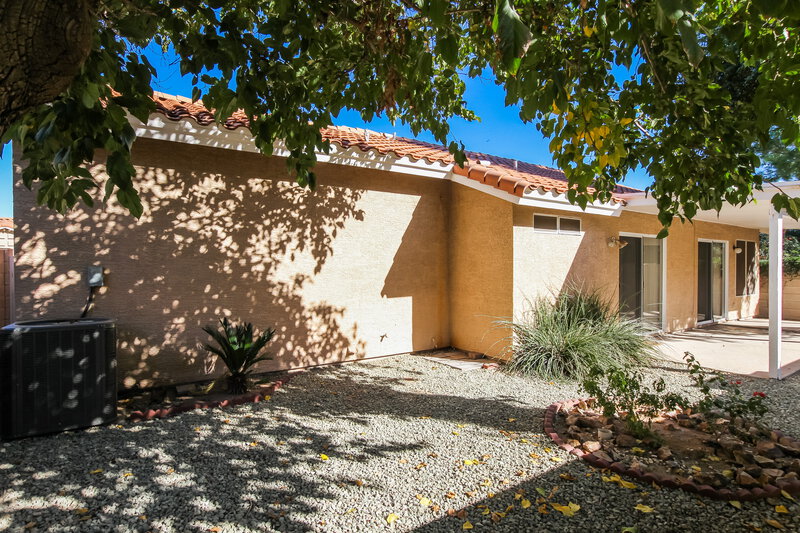 1,965/Mo, 7034 N 28th Dr Phoenix, AZ 85051 Rear View 2